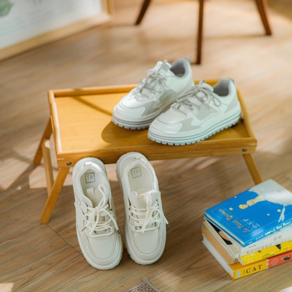Milky Heightened Sneakers 奶白加高款 Milky Heightened Sneakers 奶白加高款